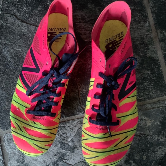 New Balance Running Shoes - Picture 2 of 3